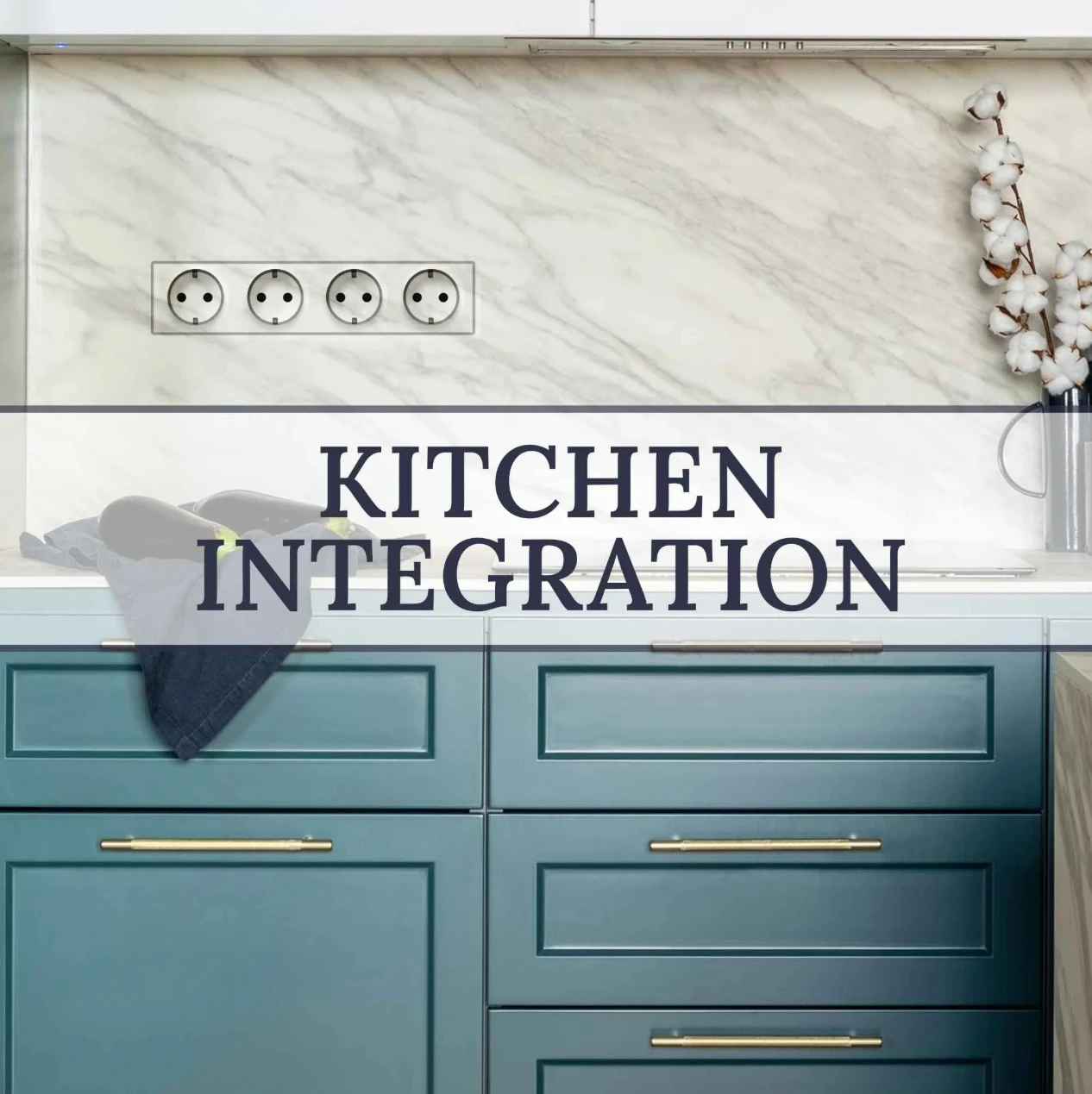 Enchufe triple invisible EDPLIT instalado